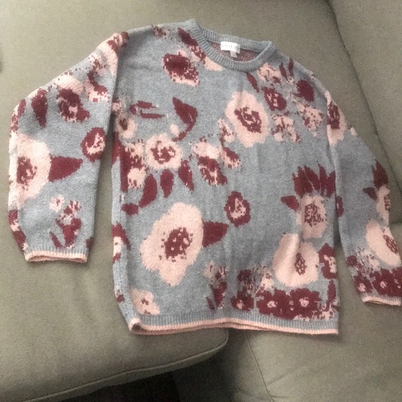 Floral sweater, grey and mauve and pink